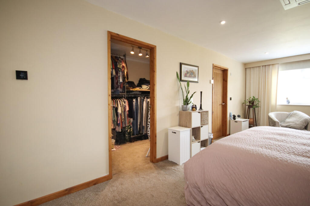 Walk in Wardrobe
