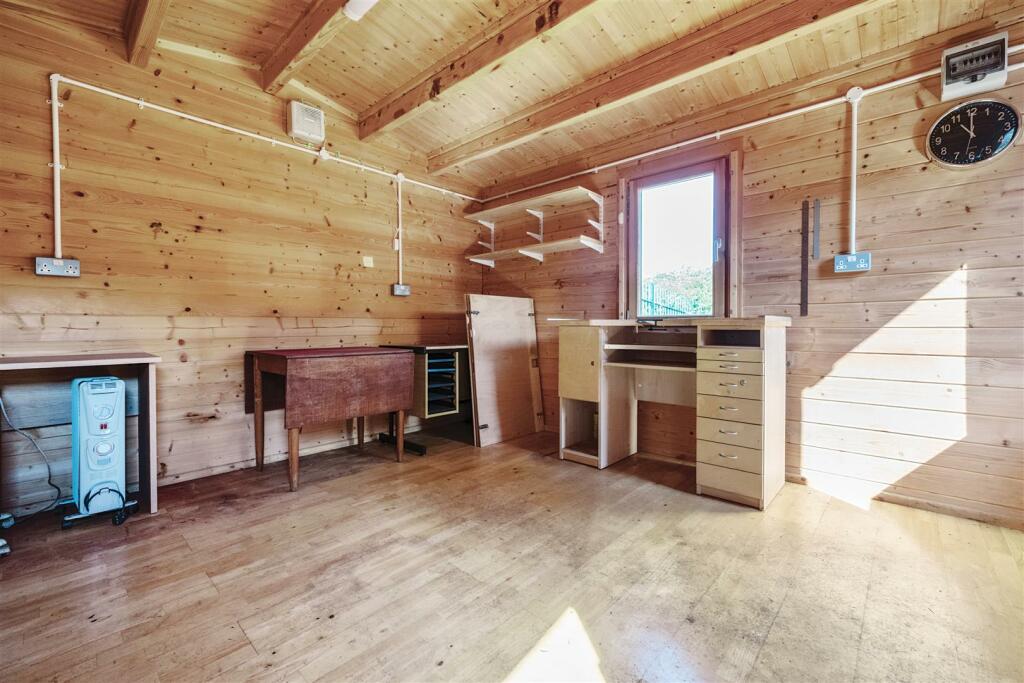 LOG CABIN