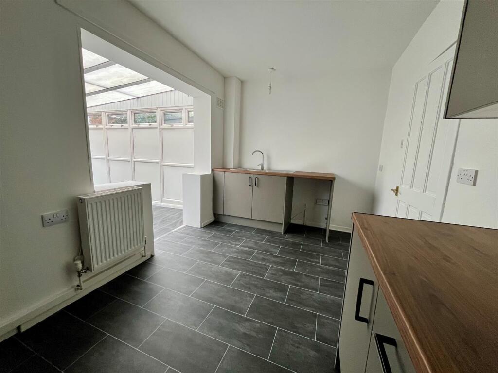 Kitchen Area - additional image.jpg