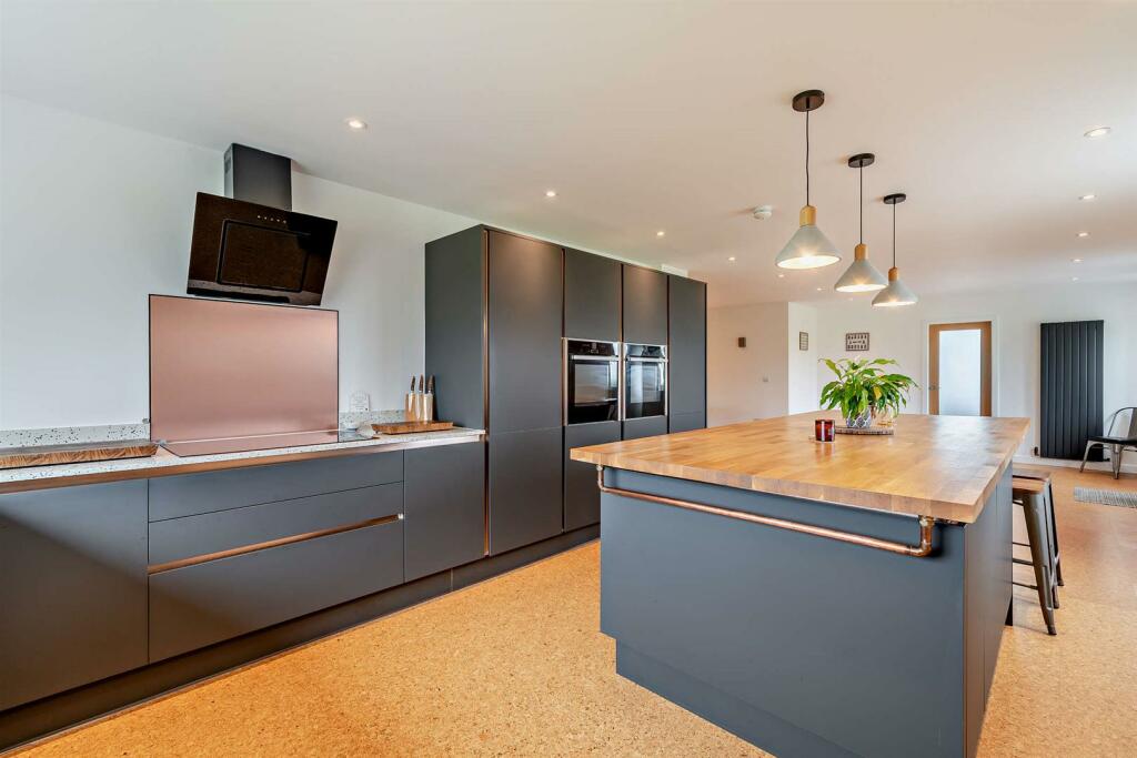8616914-interior24-800.jpg
