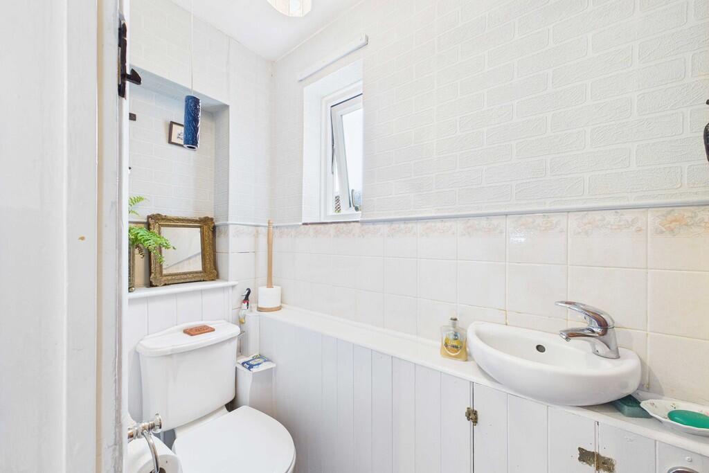 CAM01211G0-PR0279...