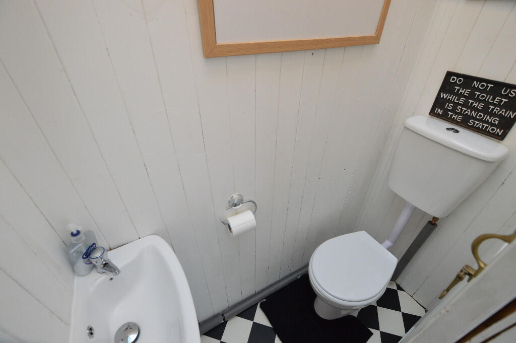 Guest Cloakroom