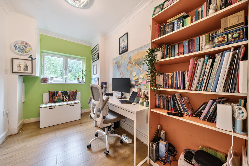 1303263-5-683efbc...