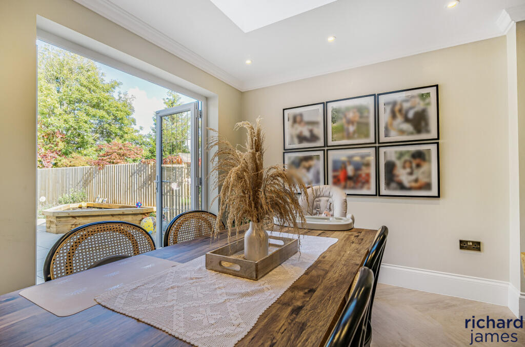 599a28c6-b1b6-4ef...