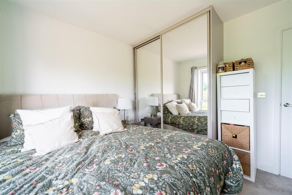 Bedroom 3-3.jpg