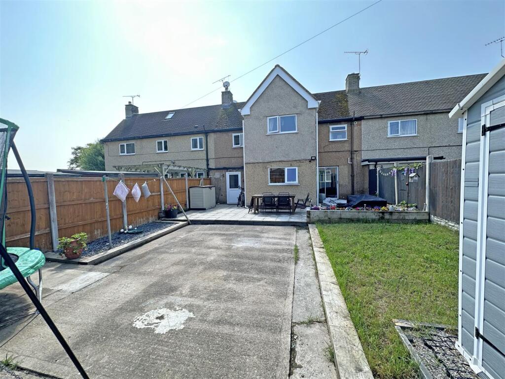 Back Garden View 4.jpg