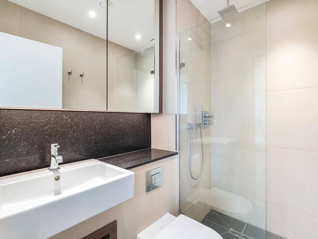 Westbourne Apt