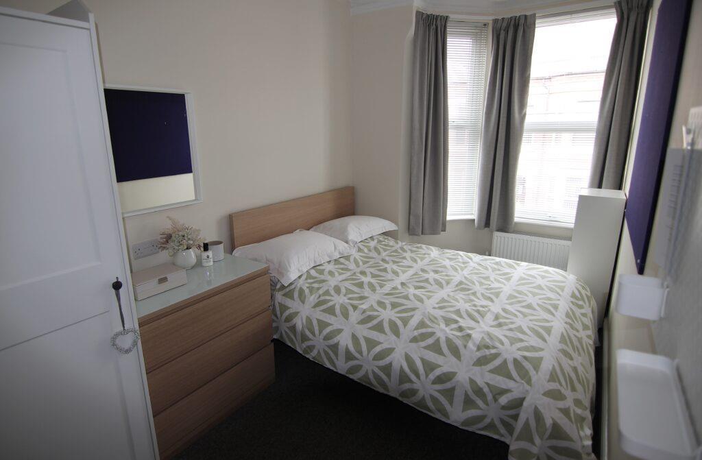 Bedroom3.jpg