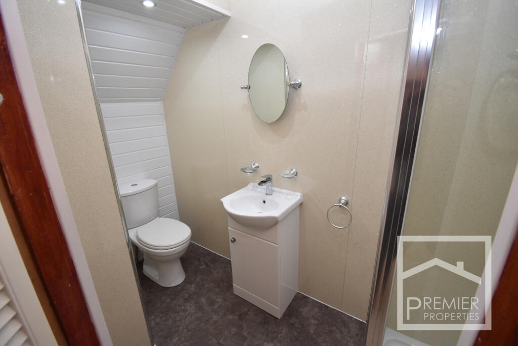 En-suite shower room