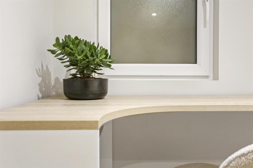 1512101255 - F10 - 1.jpg