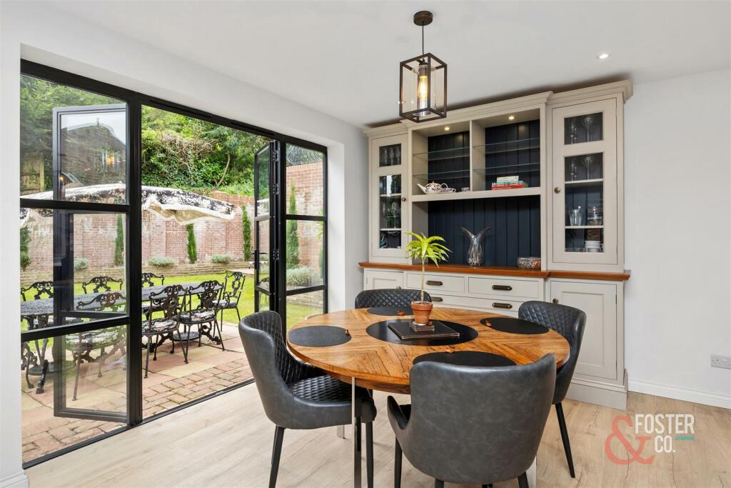 Blackthorne Close - Foster &amp; Co_017.jpg