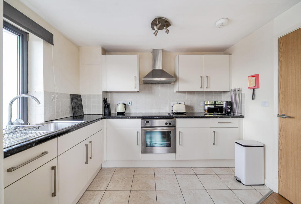 1387713-12-6936ad...