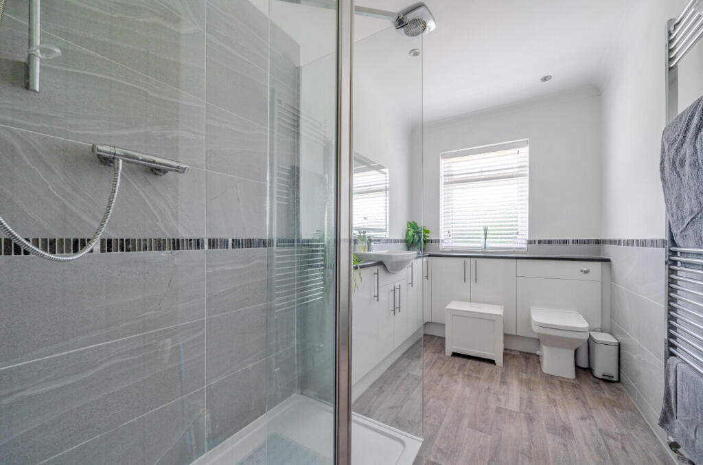 1321071-10-686fac...