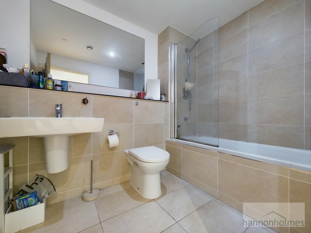 CAM01073G0-PR0155...