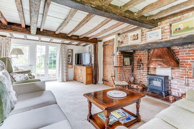 Moss Rose Cottage-14.jpg