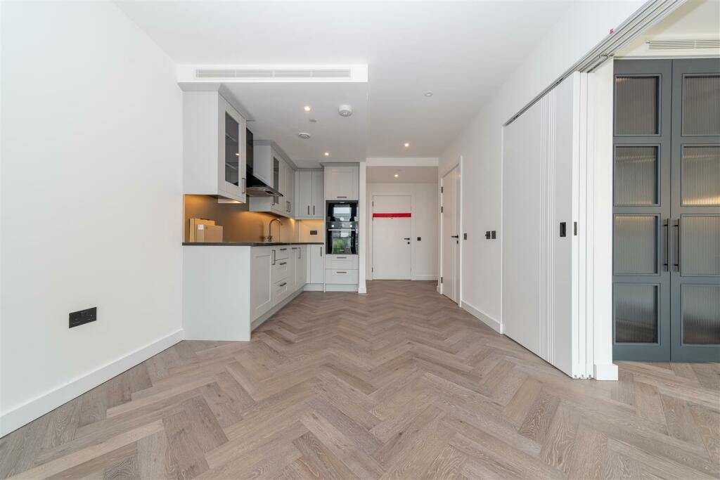 Open-Plan Living area      .jpg