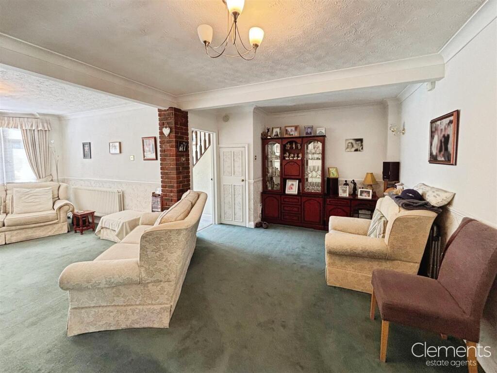 0a11d69c-Photo 205-30-25 2C 2011 2023 2058.jpg