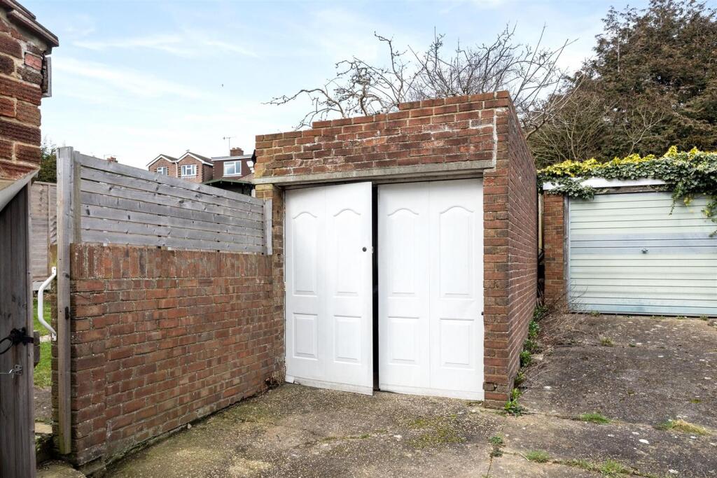 West Way 35 GARAGE.jpeg
