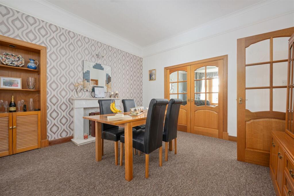 50CarnockRoad018.JPG