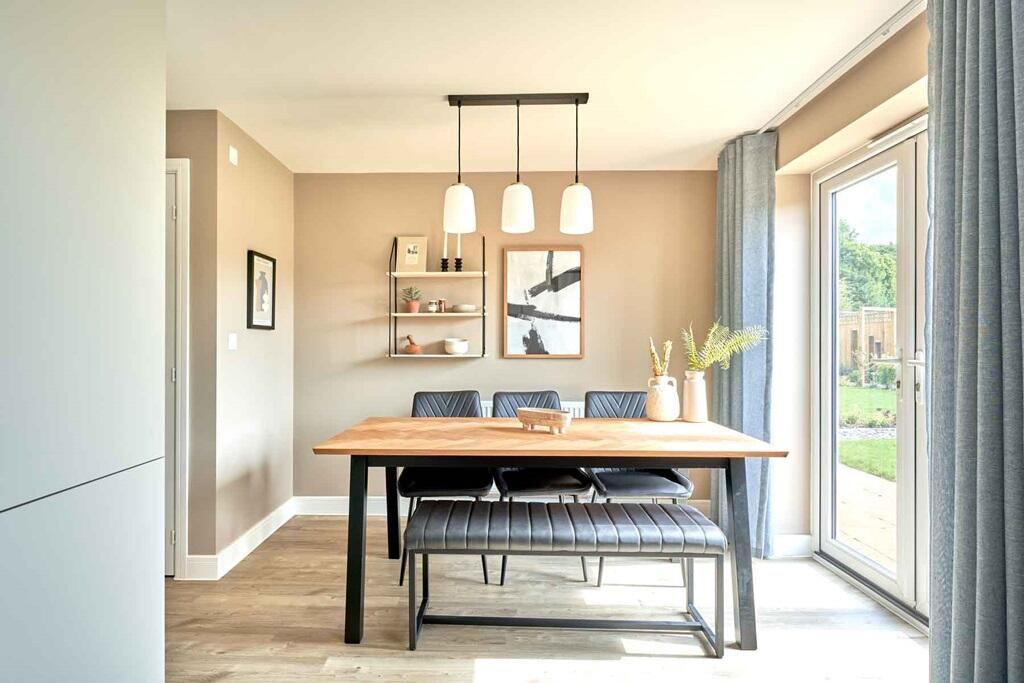 Arborfield district centre, Abordfield Green, Arborfield, 
RG2 9YP