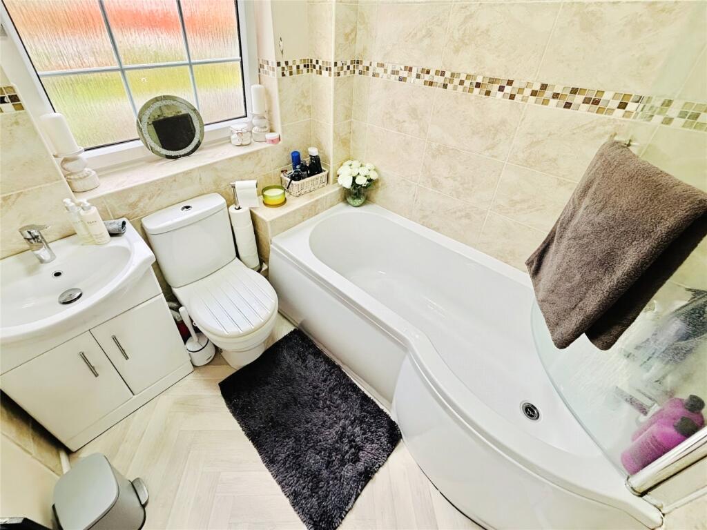 Bathroom/Wc