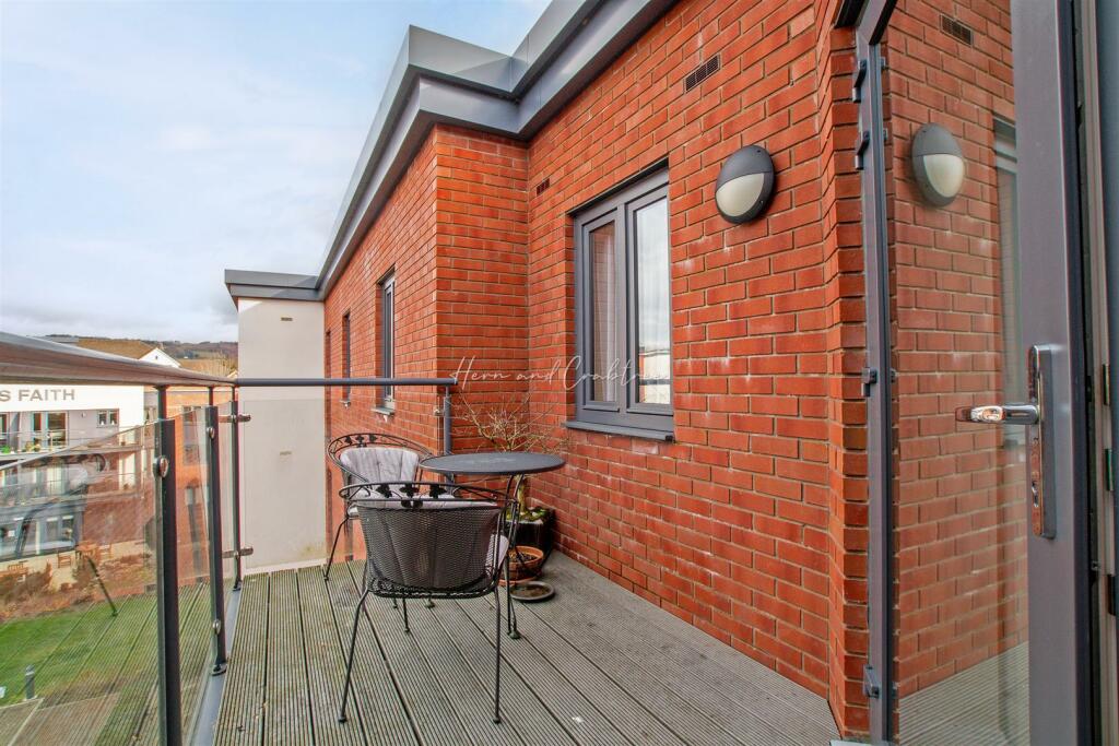 Llys Isan, Llanishen, HernCrabtree (7).jpg