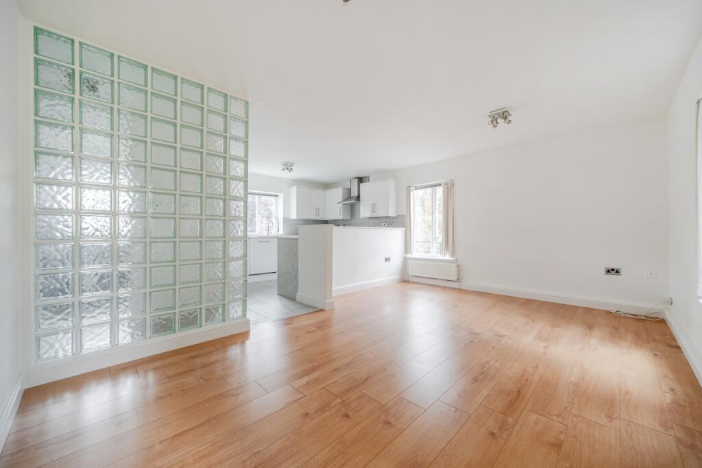 1324639-9-686e79d...