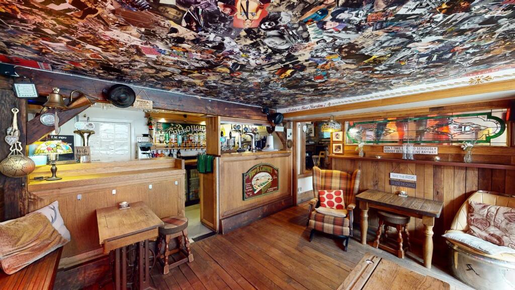 Irish-Bar-06142023_161800.jpg