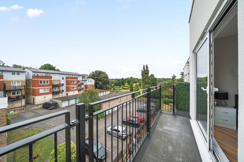 1332239-15-68907b...