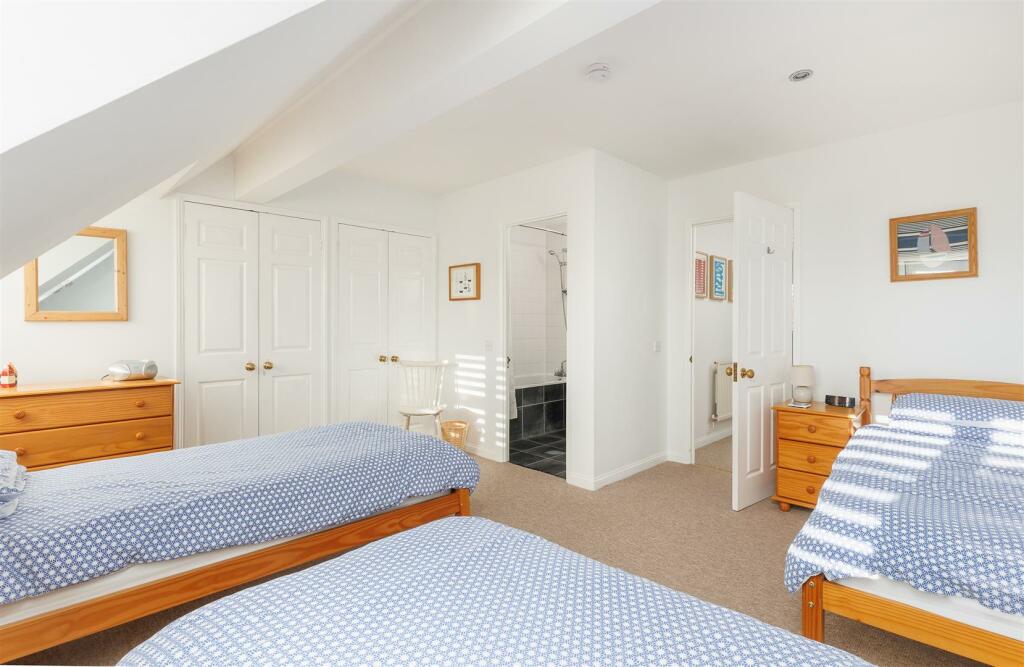 Principal Bedroom 2