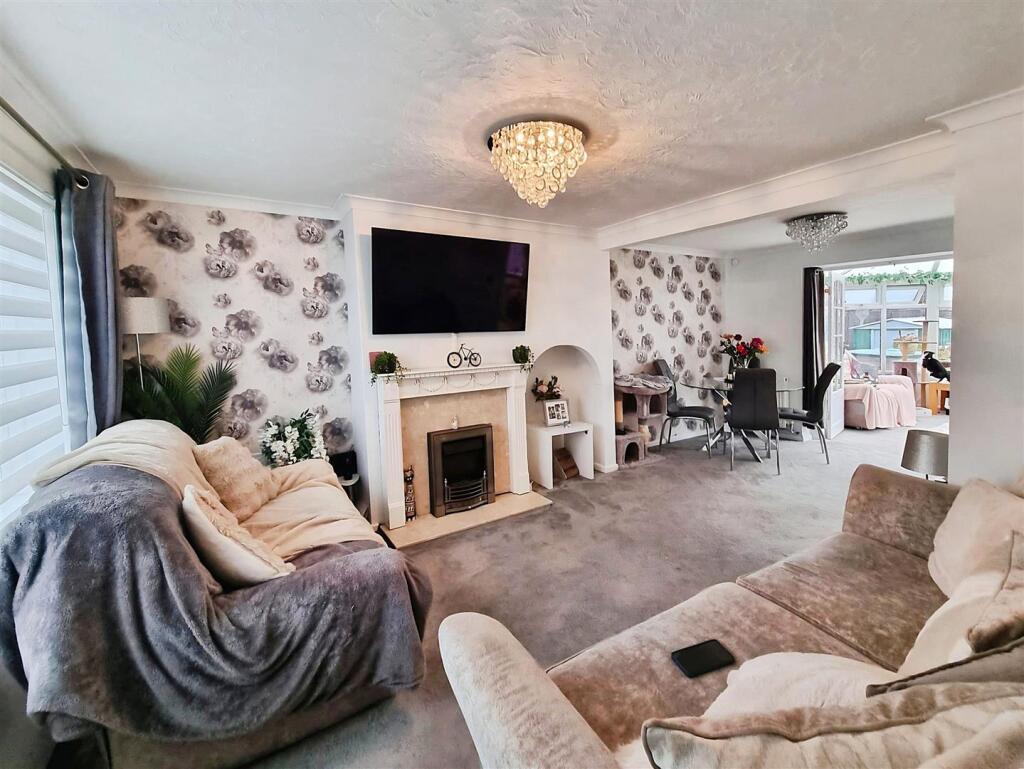 7ae3a08f-PHOTO-2025-11-03-08-48-46 20 281 29 20 28