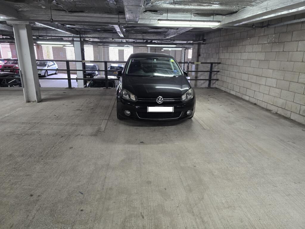 Int3-min T202512031028.jpg