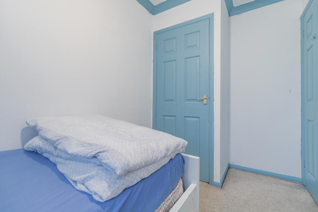 Morley-Road-Sutton-semi-detached-house-IMG_5052-HD