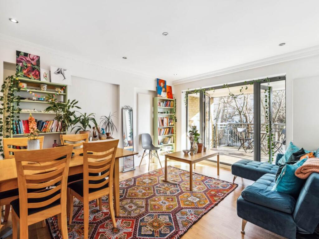 Flat 4 35 Woodseer S