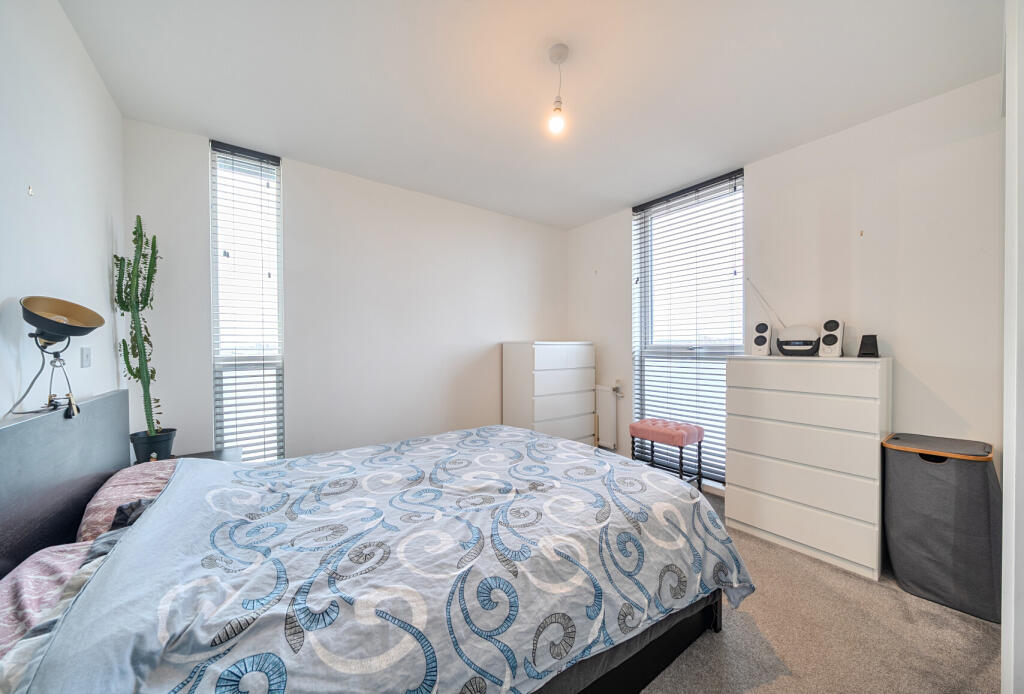 1383428-12-691eed...