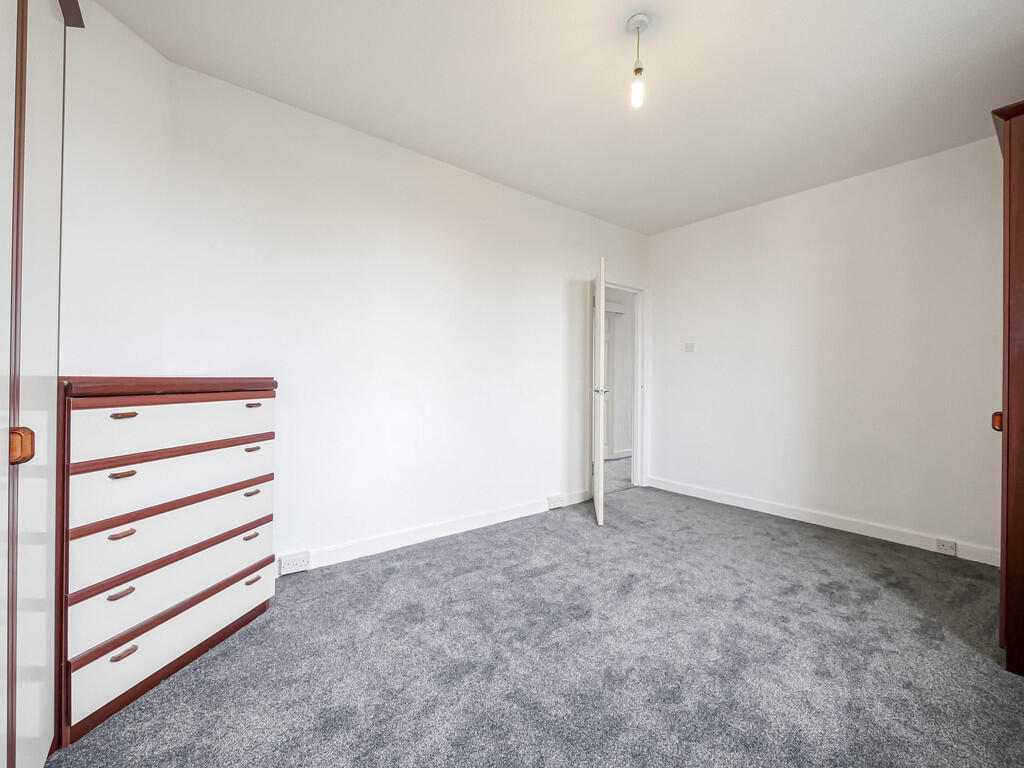 Bedroom 1-2