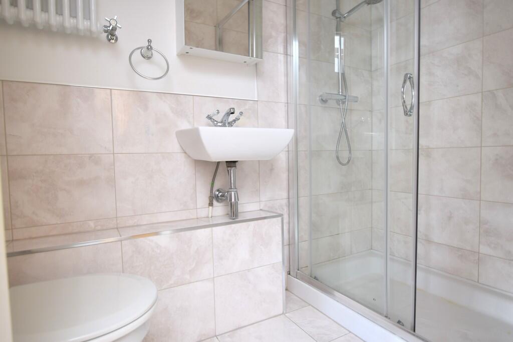 Ensuite to master