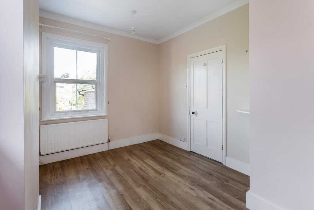 Bedroom 2 1.jpg