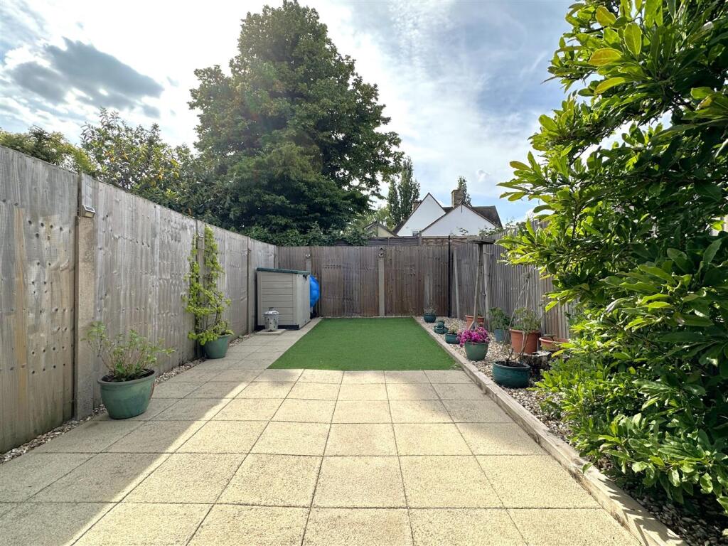 Garden 035