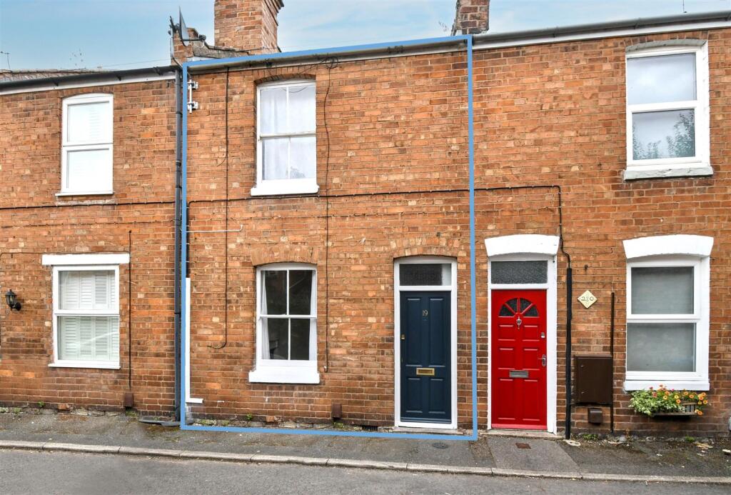 DSC_7862.blue border.jpg