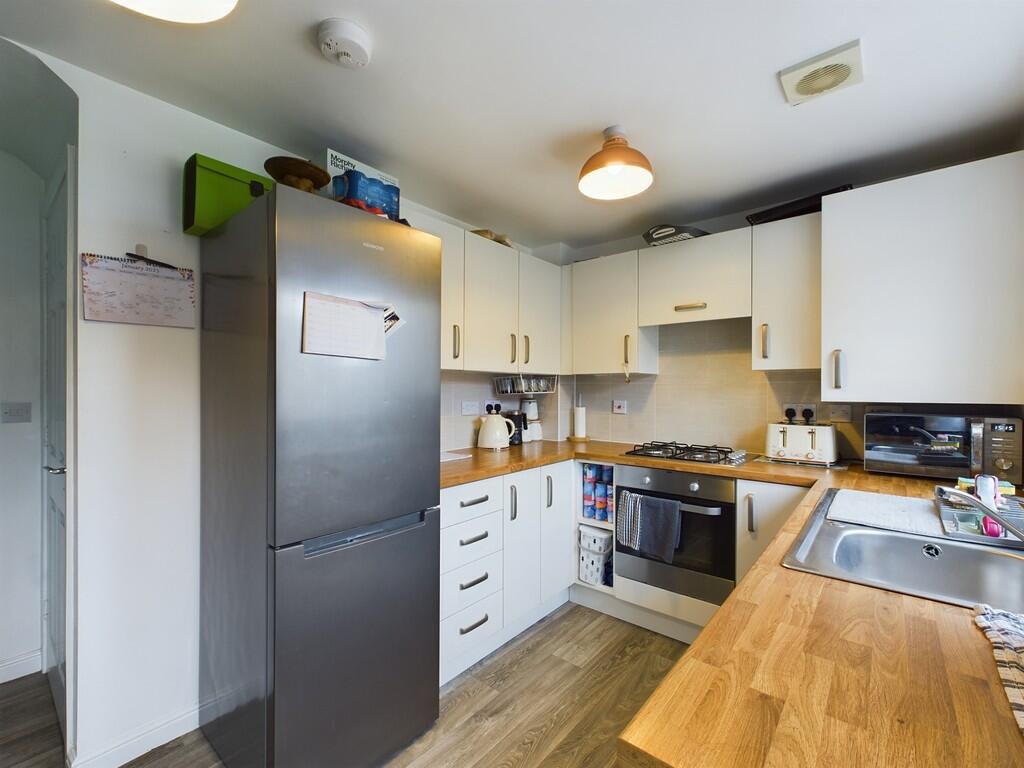 CAM04273G0-PR0077...