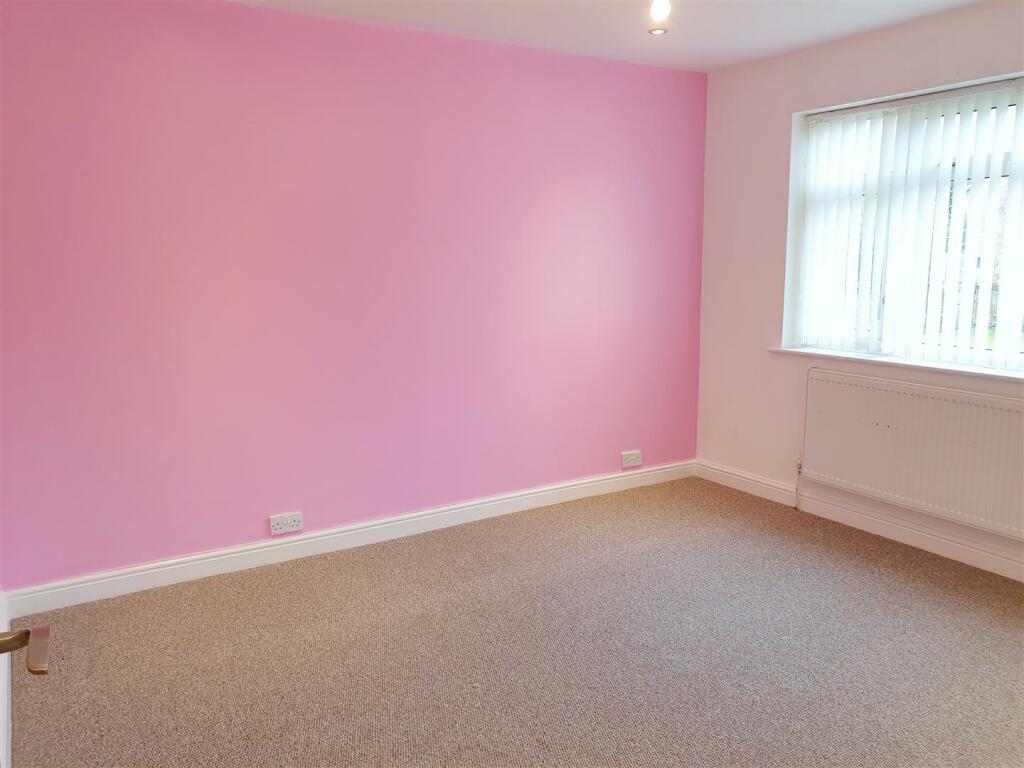 Master Bedroom.jpg