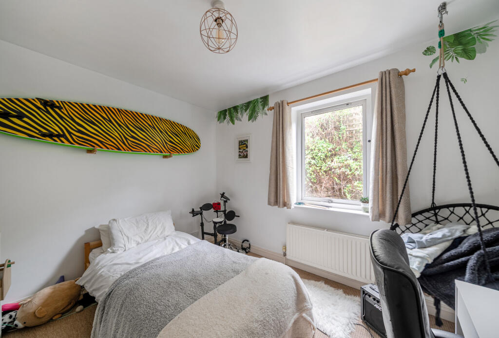 1394294-8-69429a0...