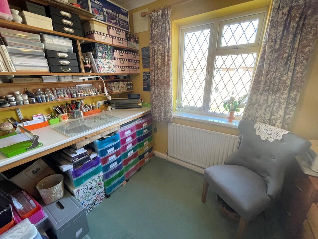 47 Melville Way B...