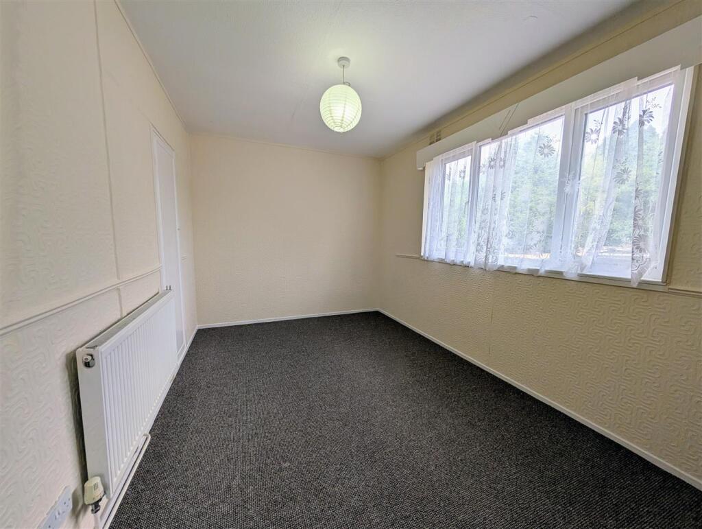 2nd bedroom 1.jpg