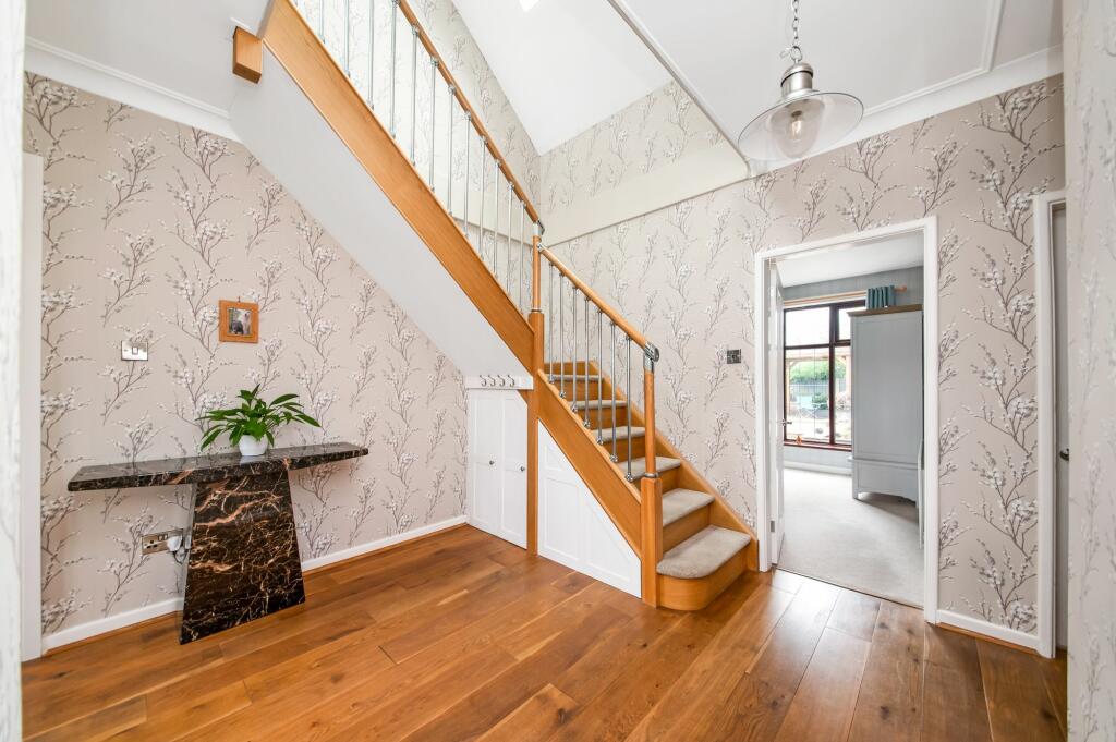 ENTRANCE HALLWAY