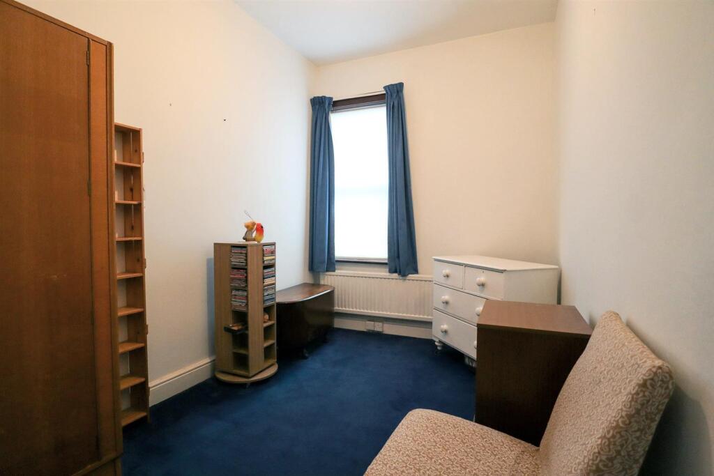 Bedroom 3.jpg