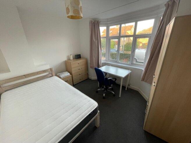 hillside-avenue-ct2-8ez-1015066