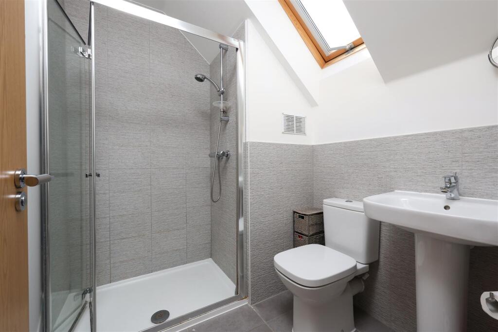 33 Acorn Drive 30.JPG