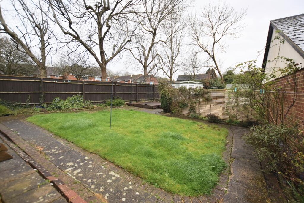 1 Nursery Gardens  grass 2